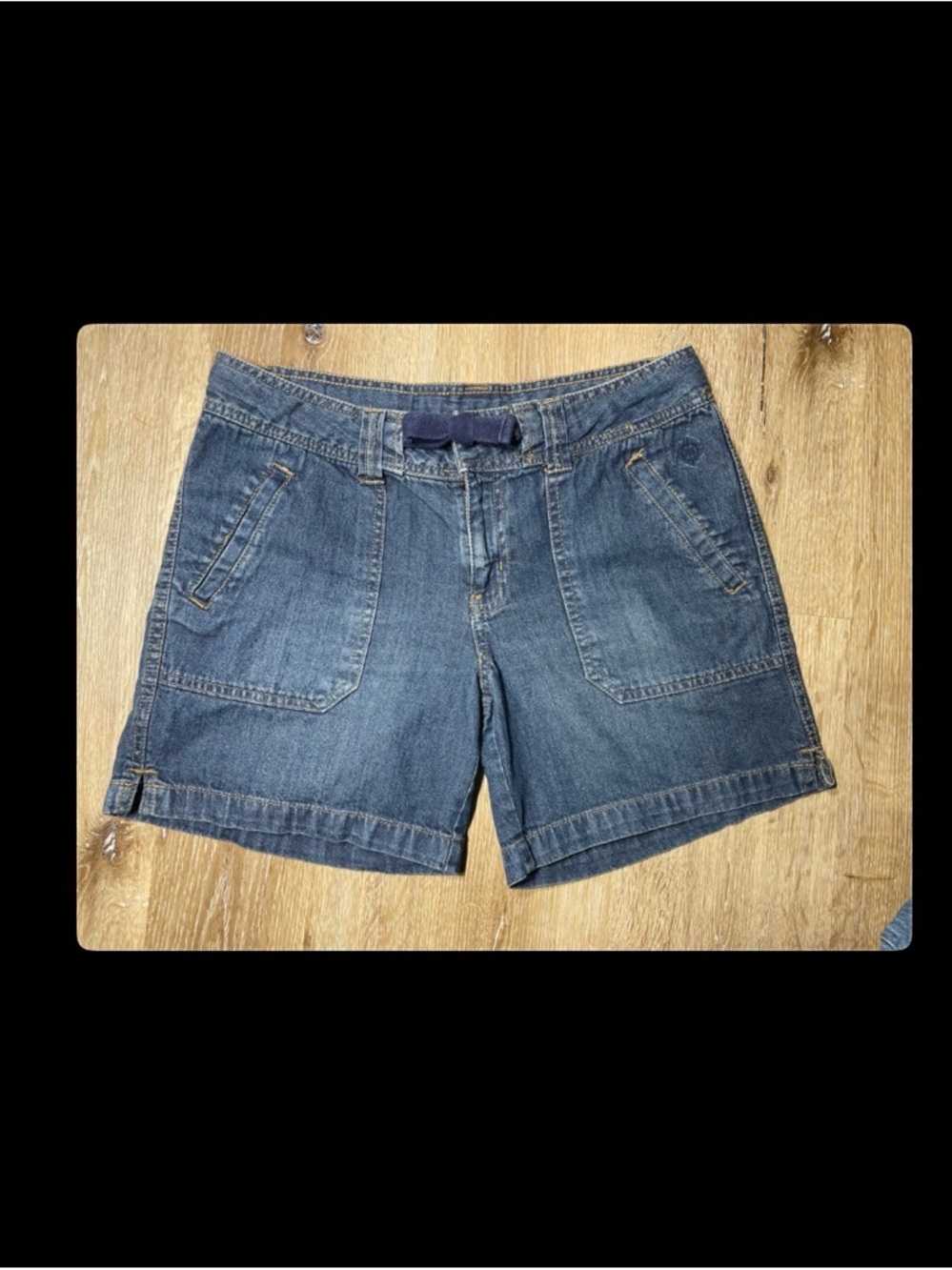Magellan Outdoors Blue Denim Waistband Shorts